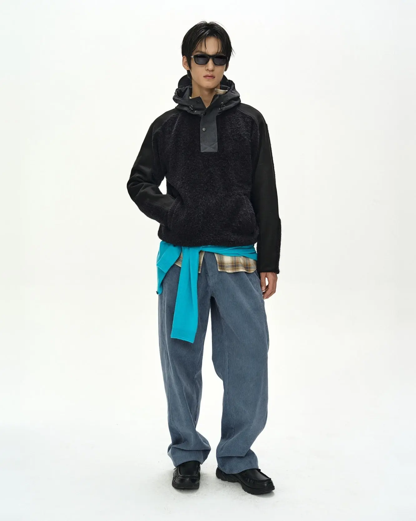 Orte Terry Half Zip Up Hoodie (Black)