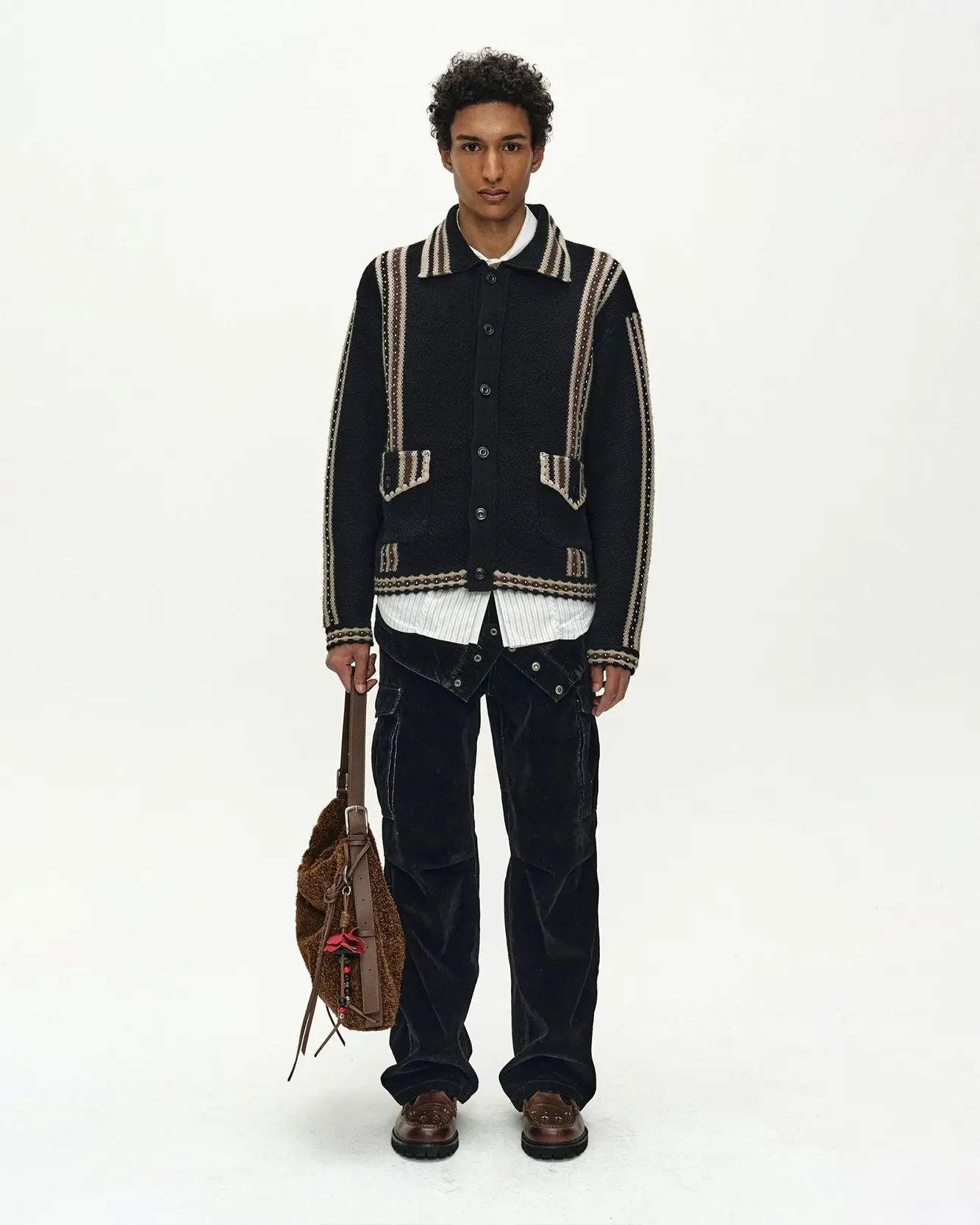 Fantasia 26 Heavy Wool Cardigan (Black)