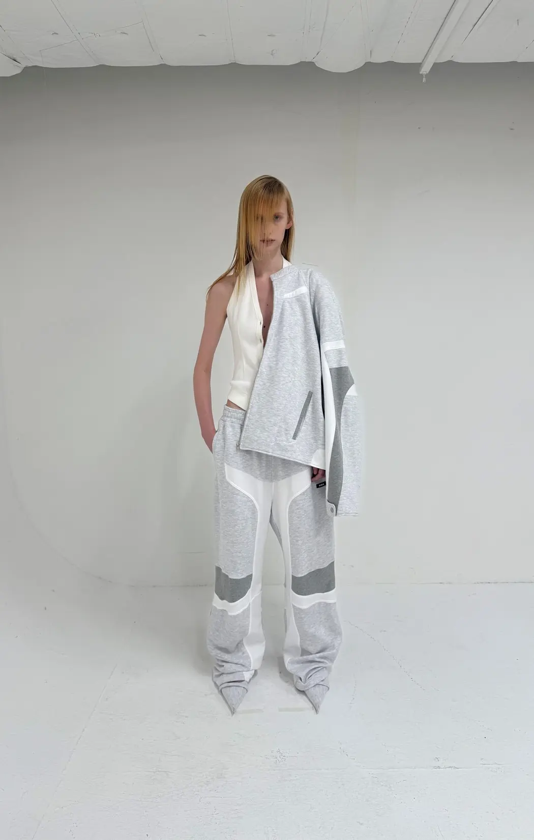 Halter Neck Vest Cardigan (White)