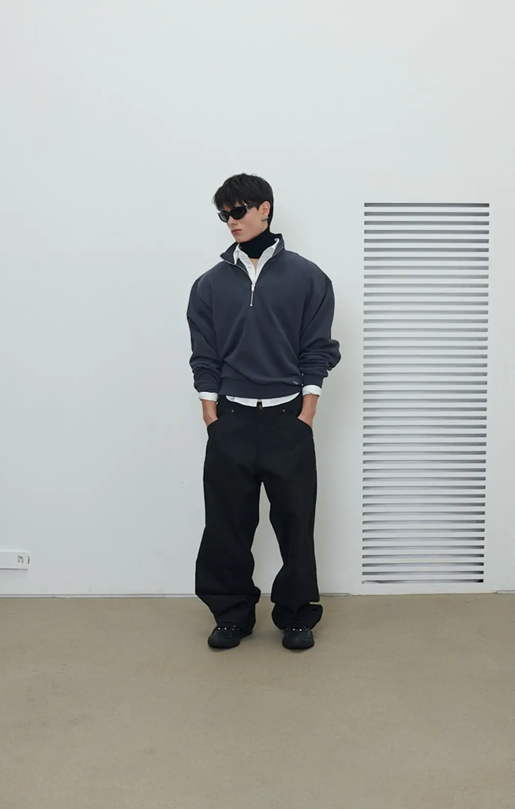 Back Box Pleats Pants (Black)