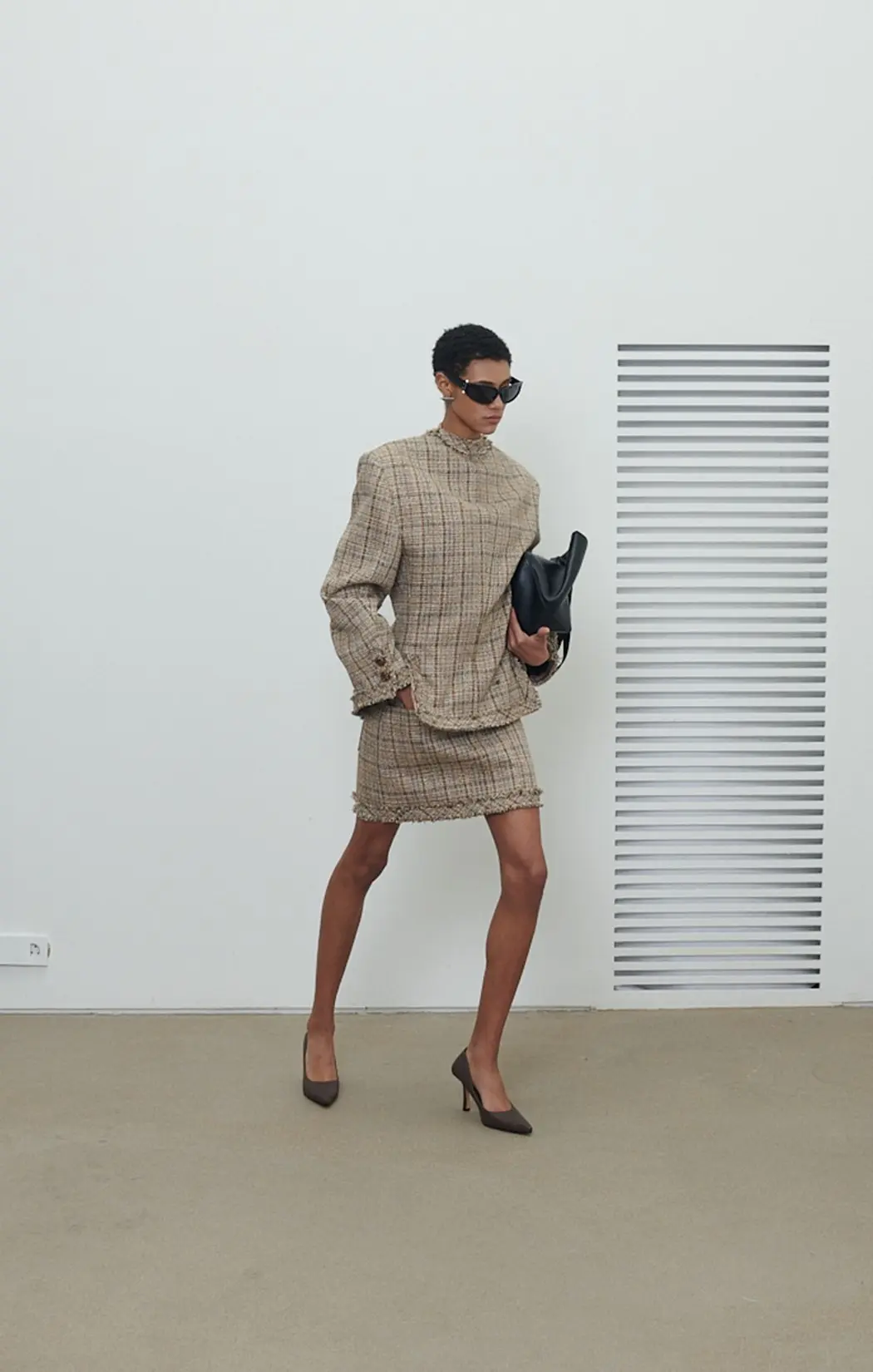 Round Neck Tweed Blazer (Caramel Tweed)