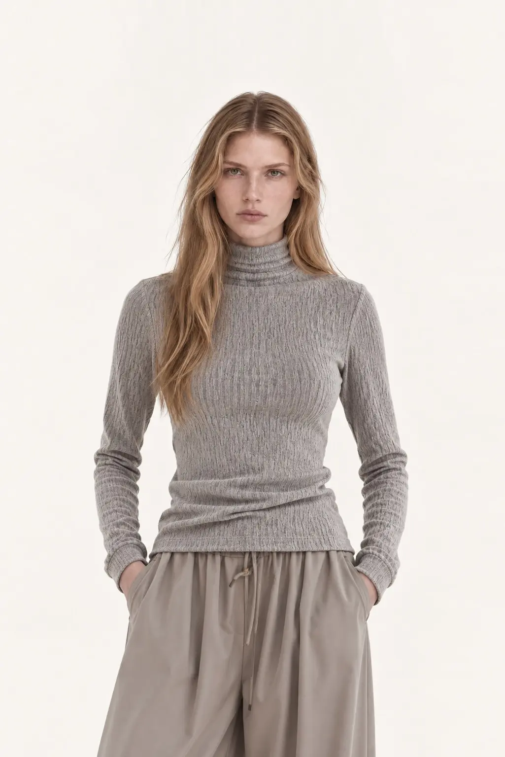 [CAHISIENNE] Beige Textured High-Neck T-Shirt (Beige)