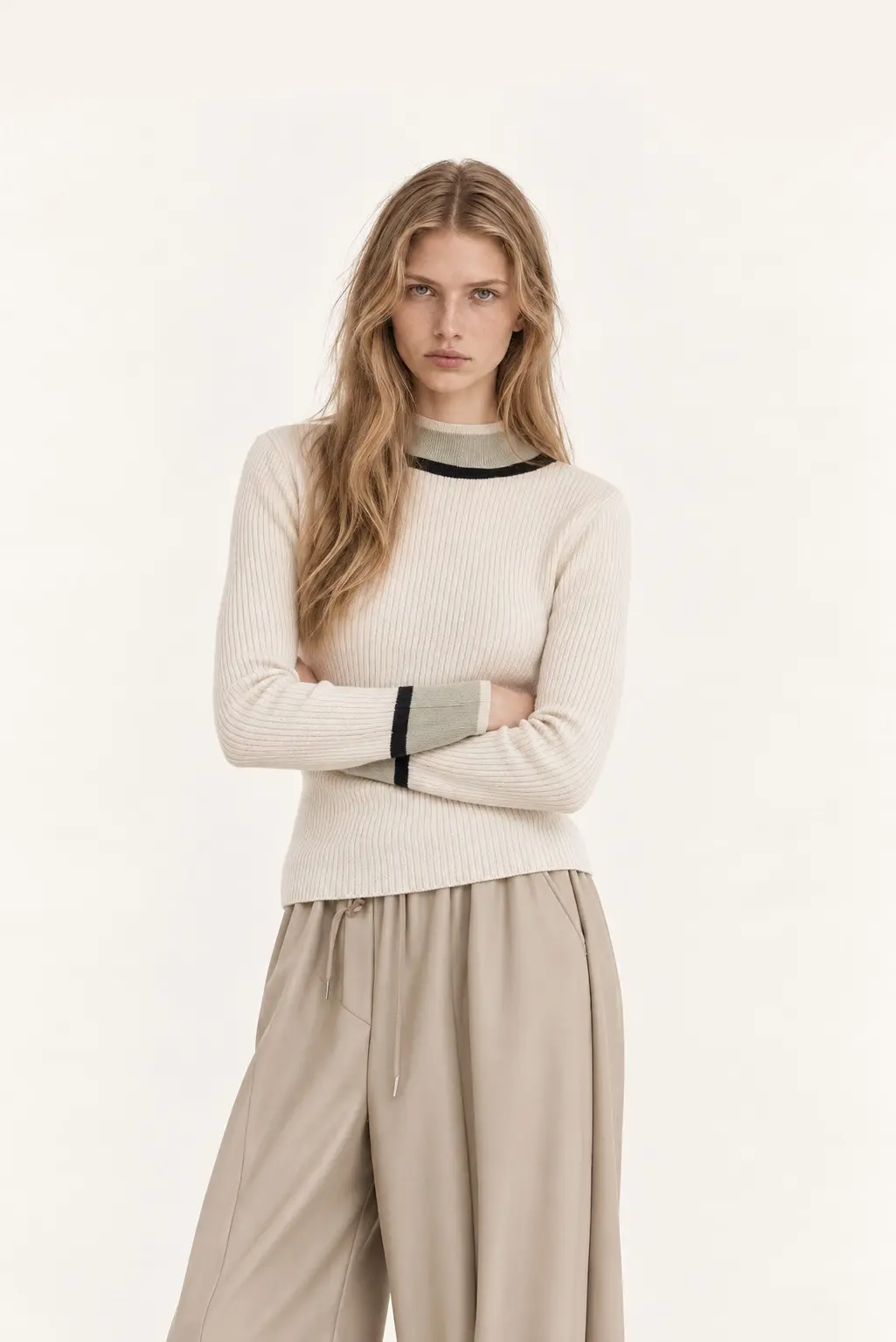 [CAHISIENNE] Color-Block Half-Neck Ribbed Knit (Ivory)