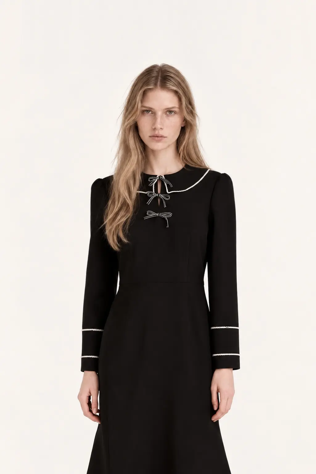 [CAHISIENNE] White Trimmed Collar Ribbon Detail Dress