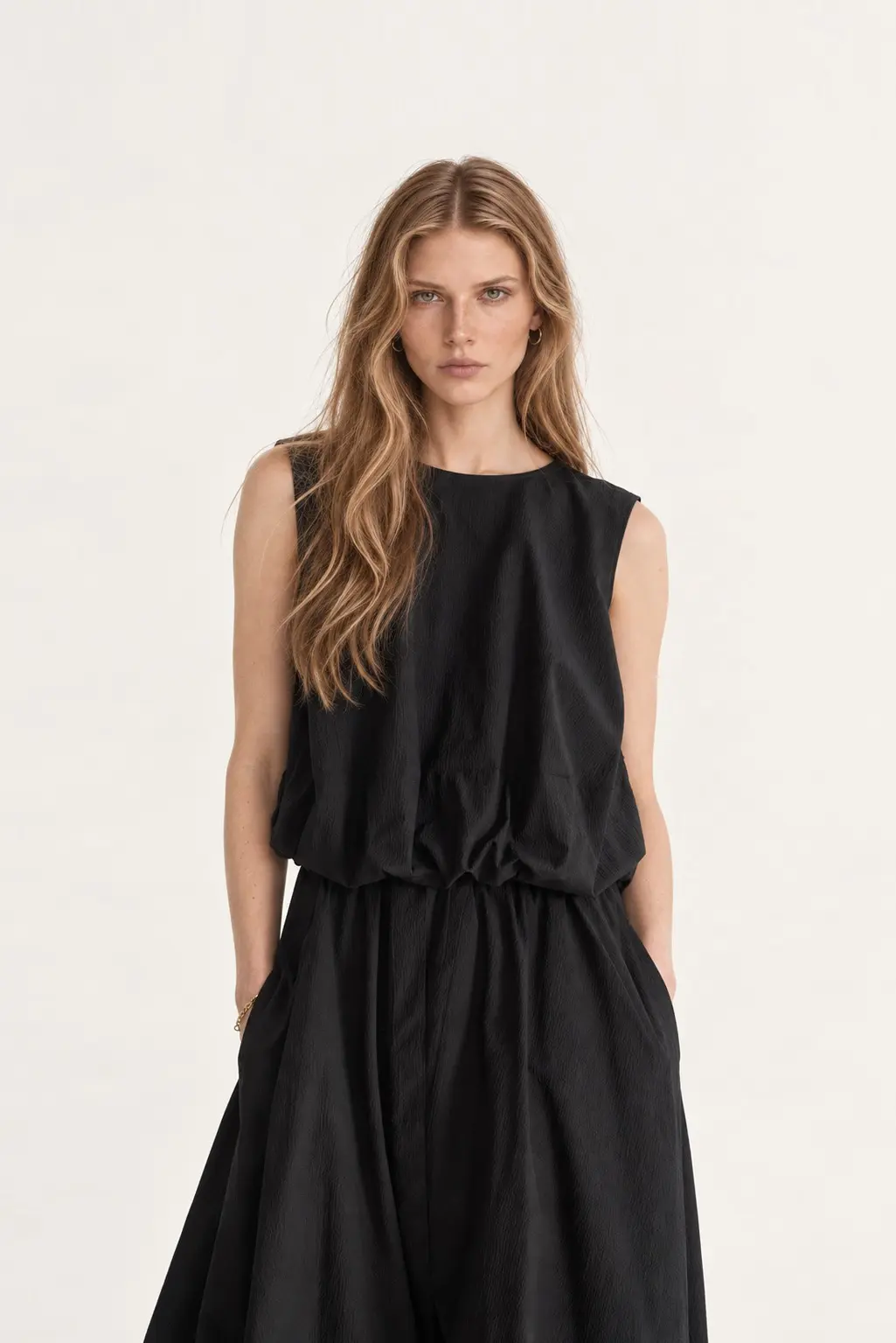 [CAHISIENNE] Bubble Hem Sleeveless Top
