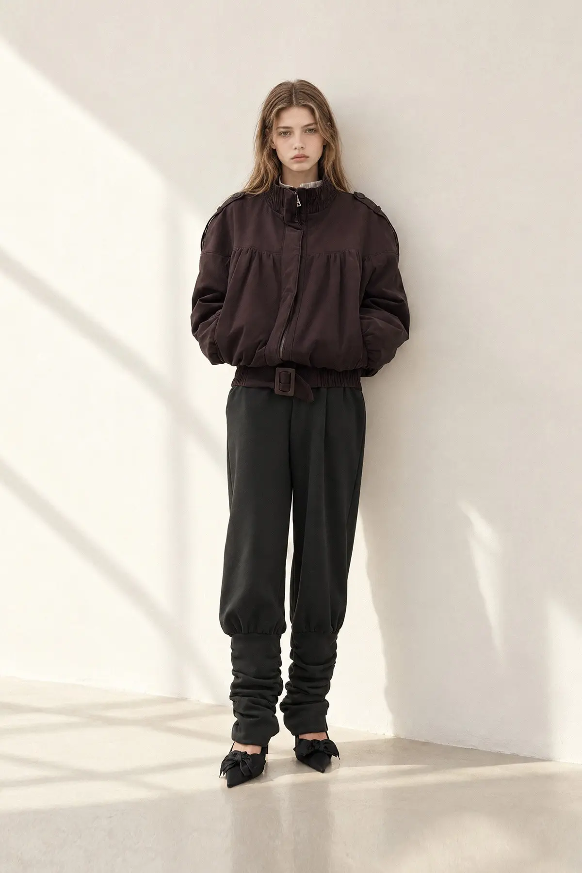 [CAHISIENNE] Ankle Shirring Banded Jogger Pants (Black)