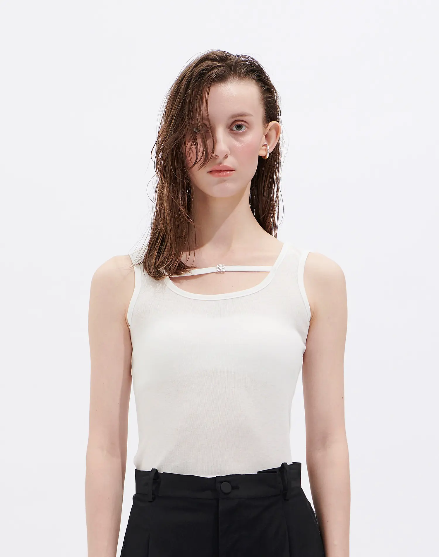 Symbol String Top (White)