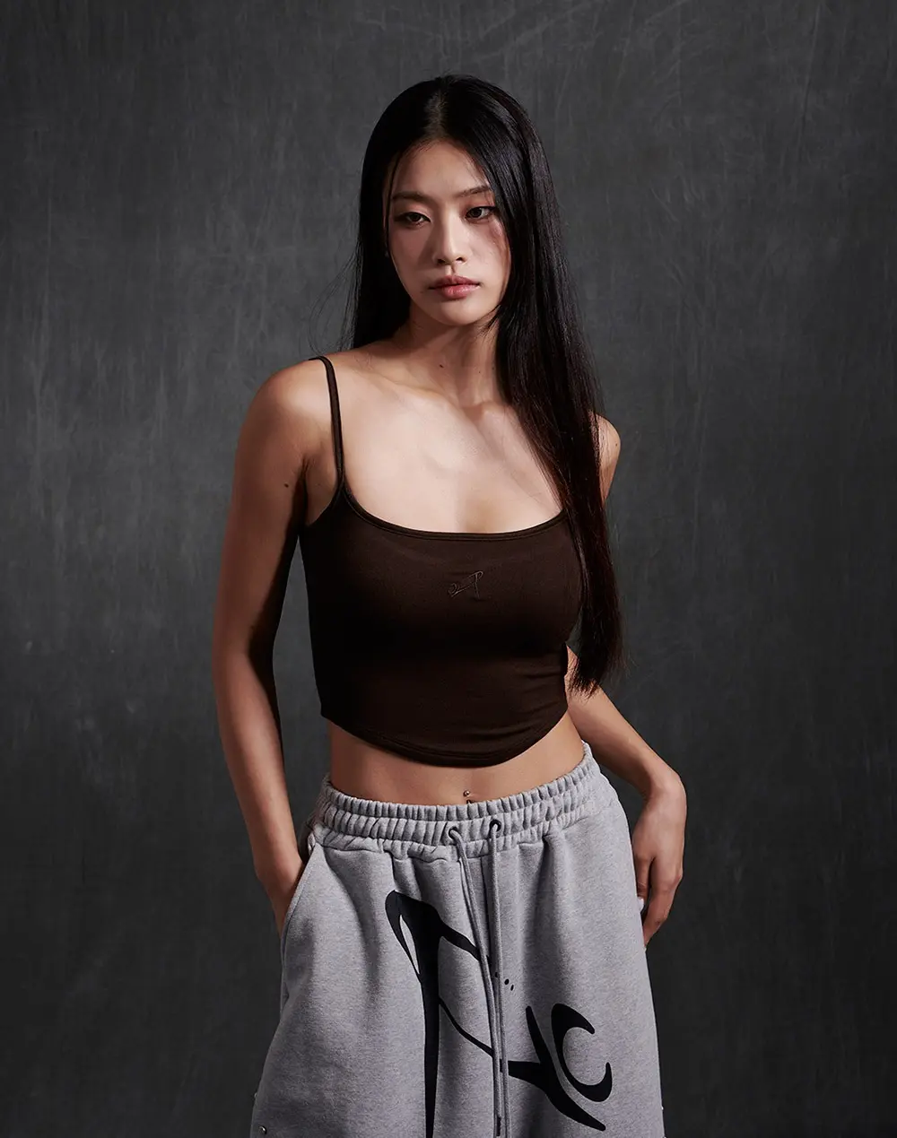 Padded Logo Sleeveless (Brown)