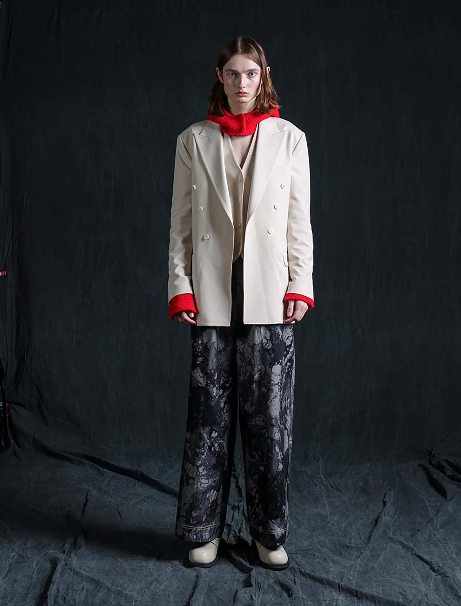 CN23FWJK9_COAT