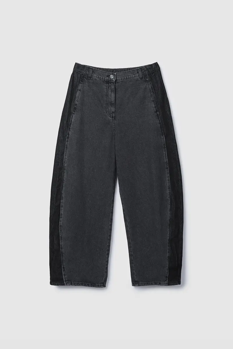 Curved Volume Washed Pants Black