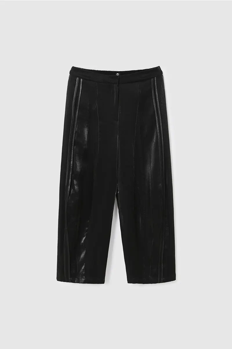 Glossy Back Banding Curved Pants Black