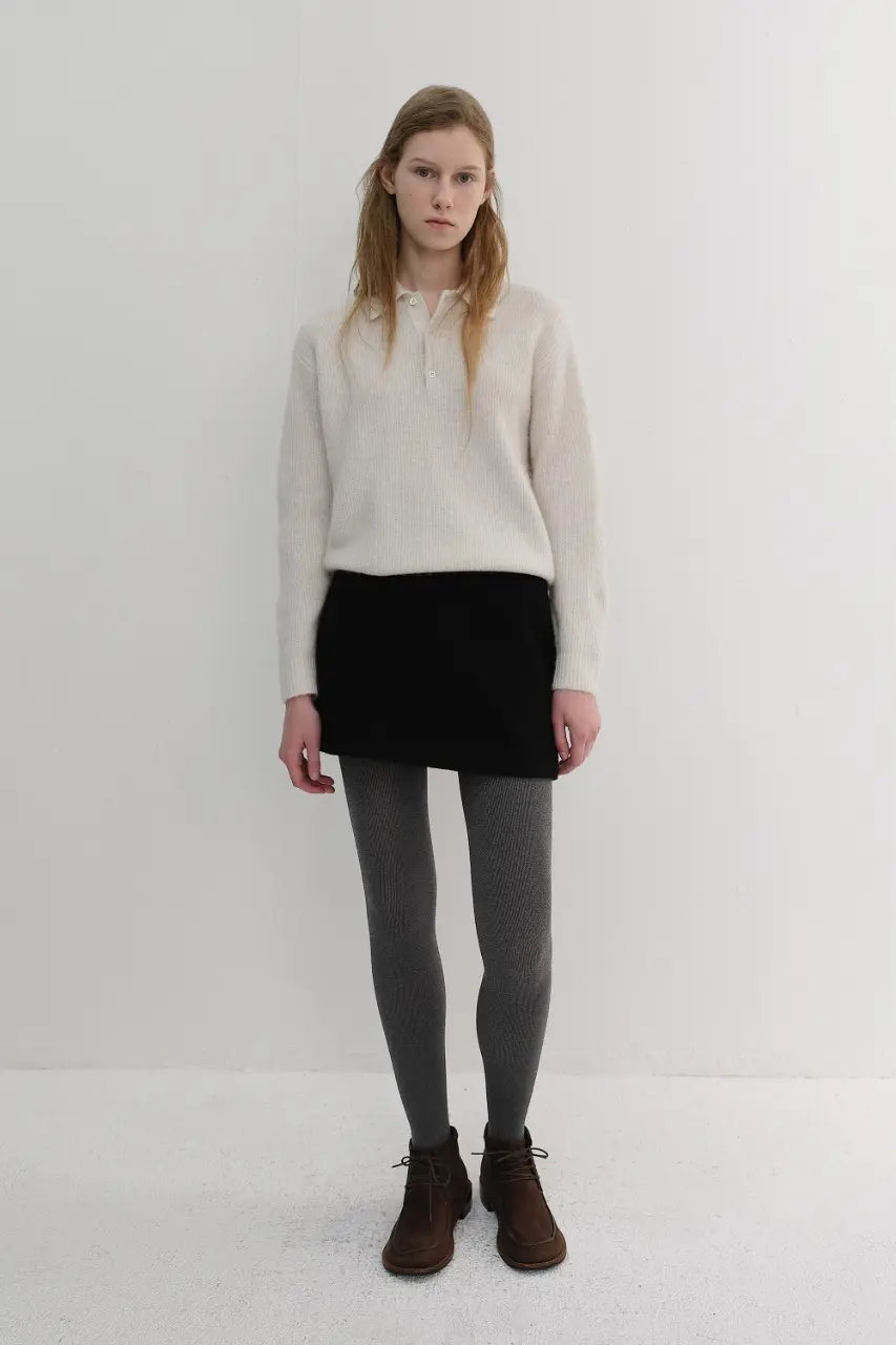 Wool Mini Skirt (Black)
