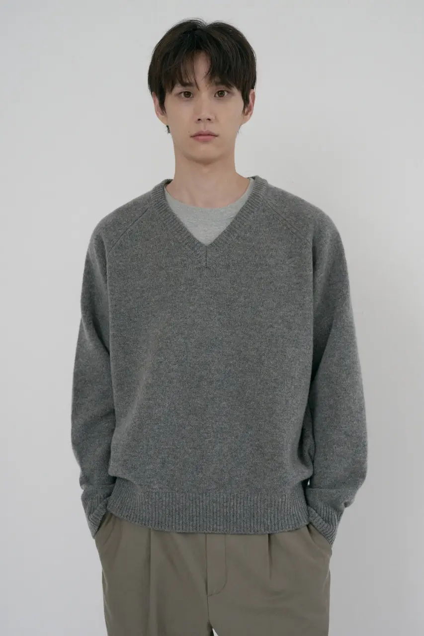 Unisex Soft Volume V-Neck Sweater (Melange Grey)