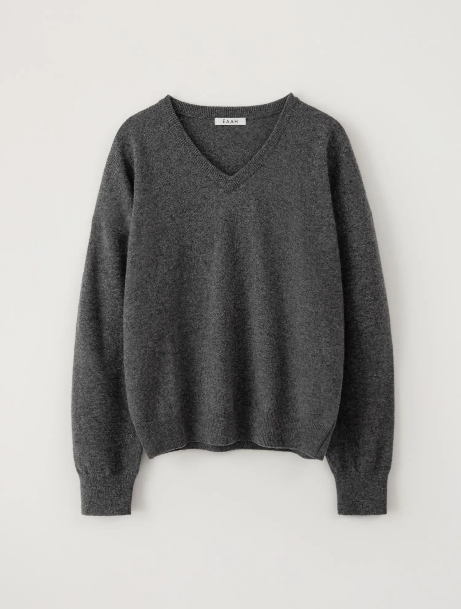 Rode Cashmere V Neck Pullover (Charcoal)