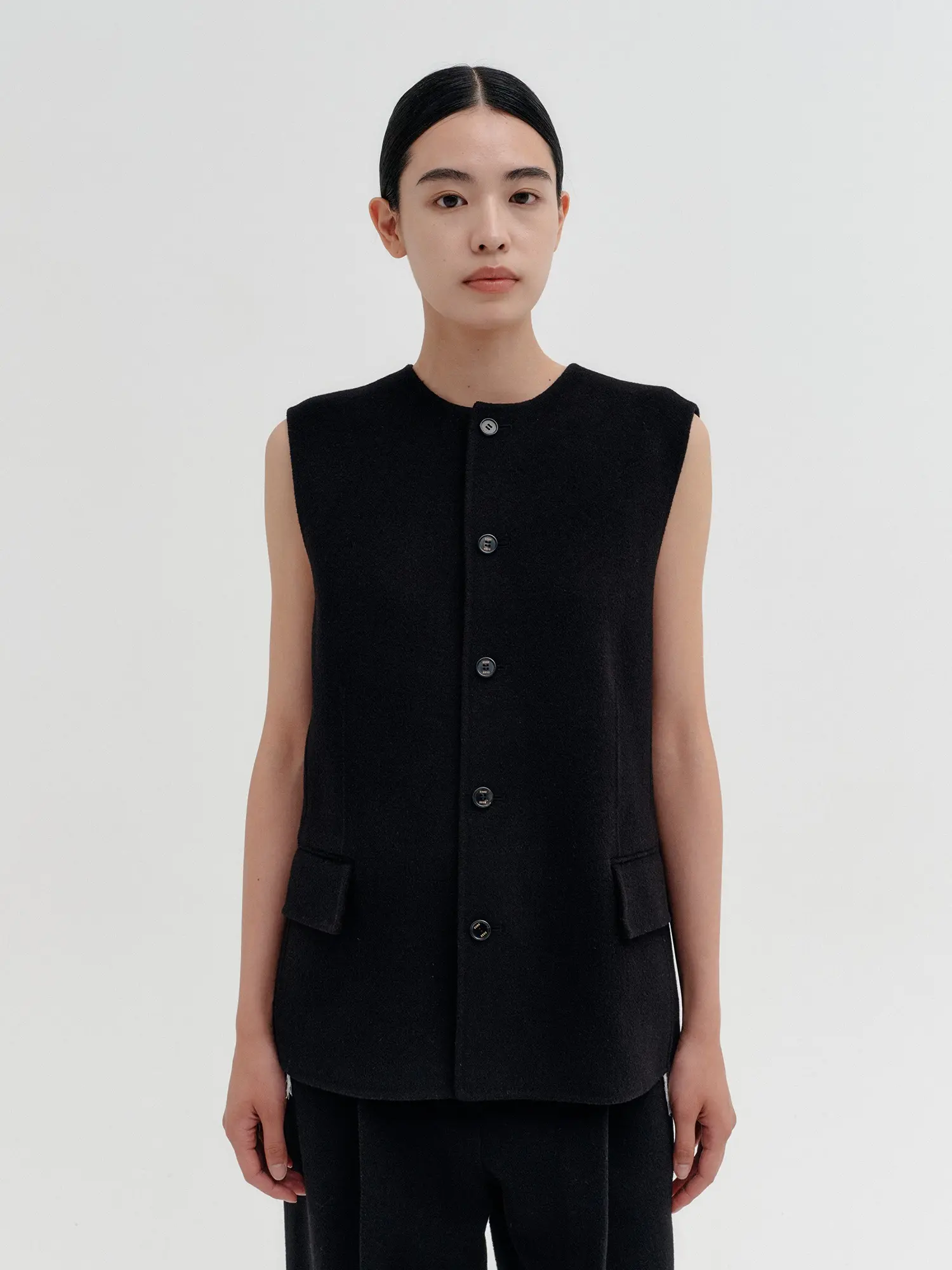 Handmade Brooch Classic Vest - Black
