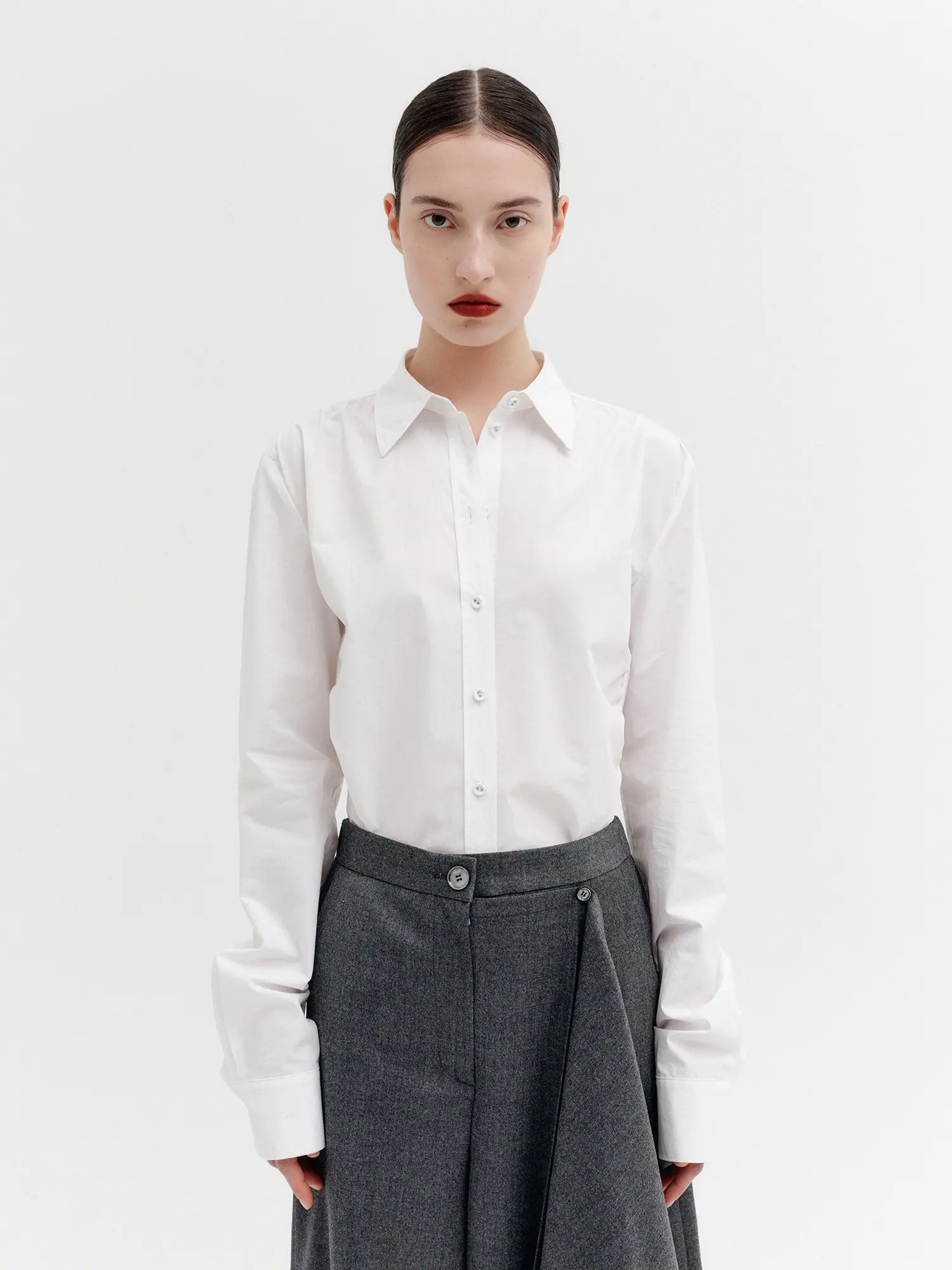 Curve Line Shirring Shirt - White