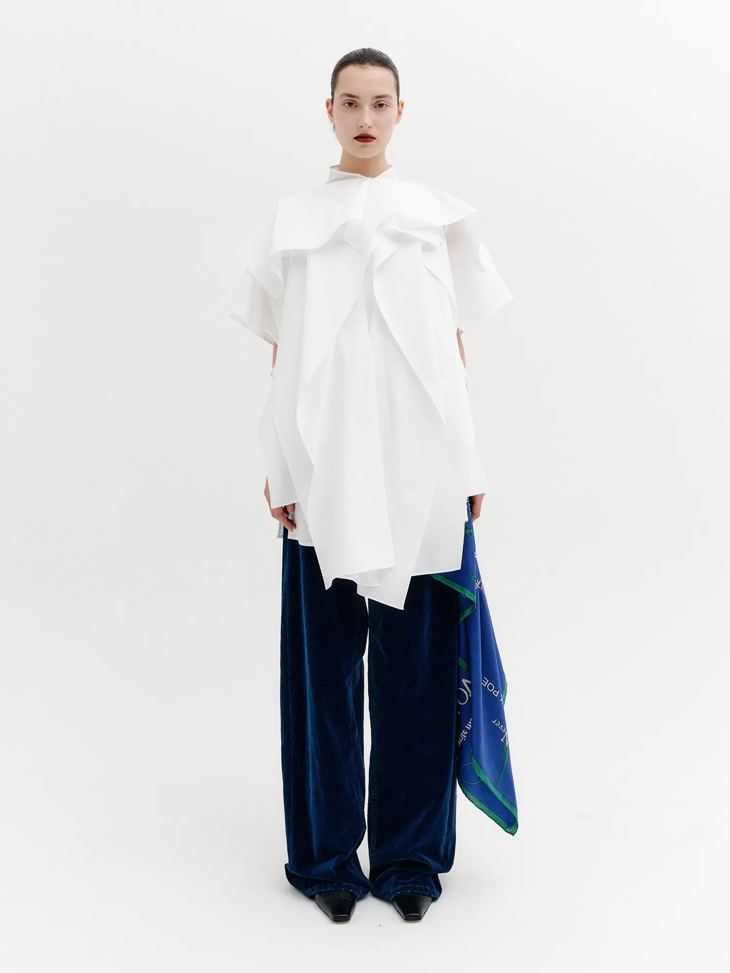 Curved Relaxed Pants - Navy