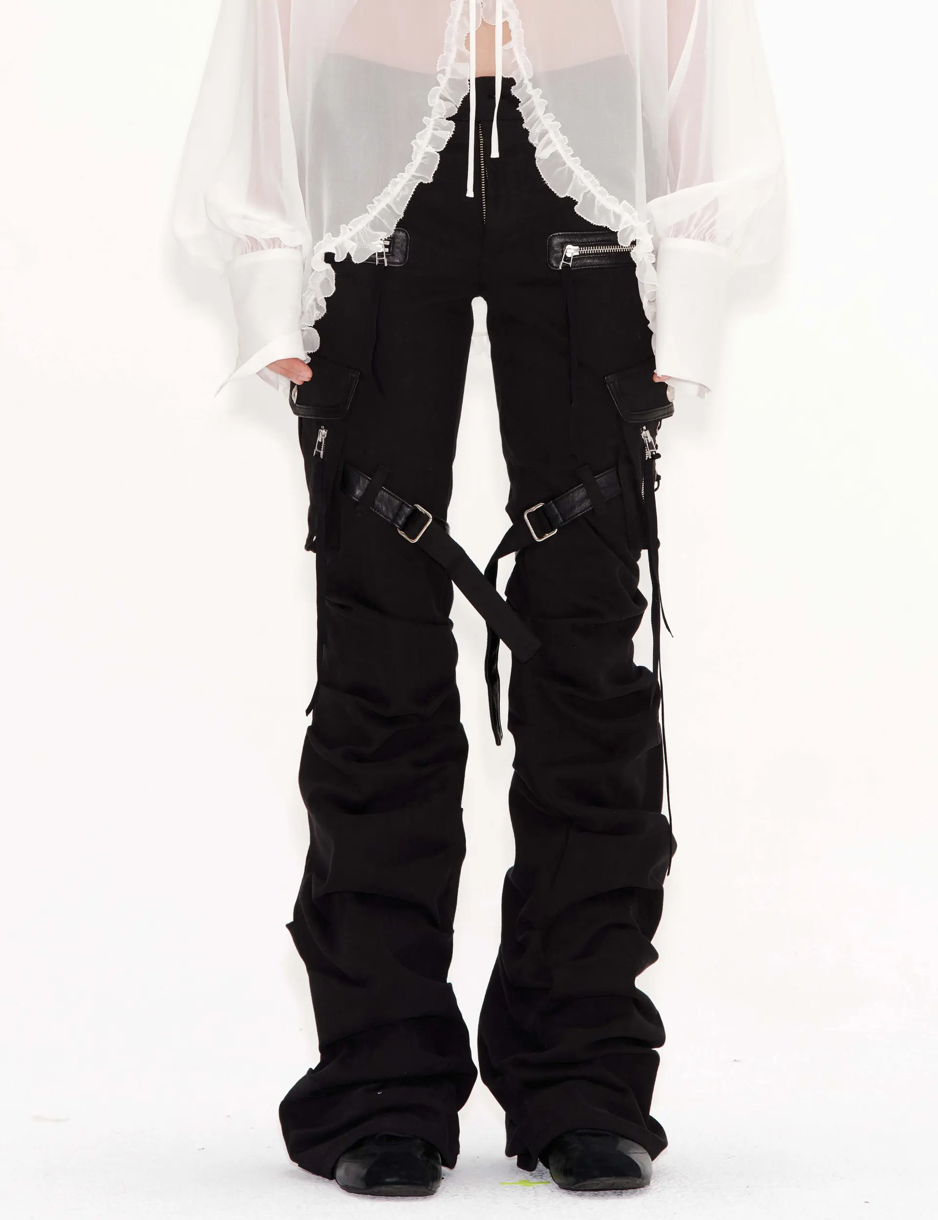 Side Tuck Cargo Pants (Black)