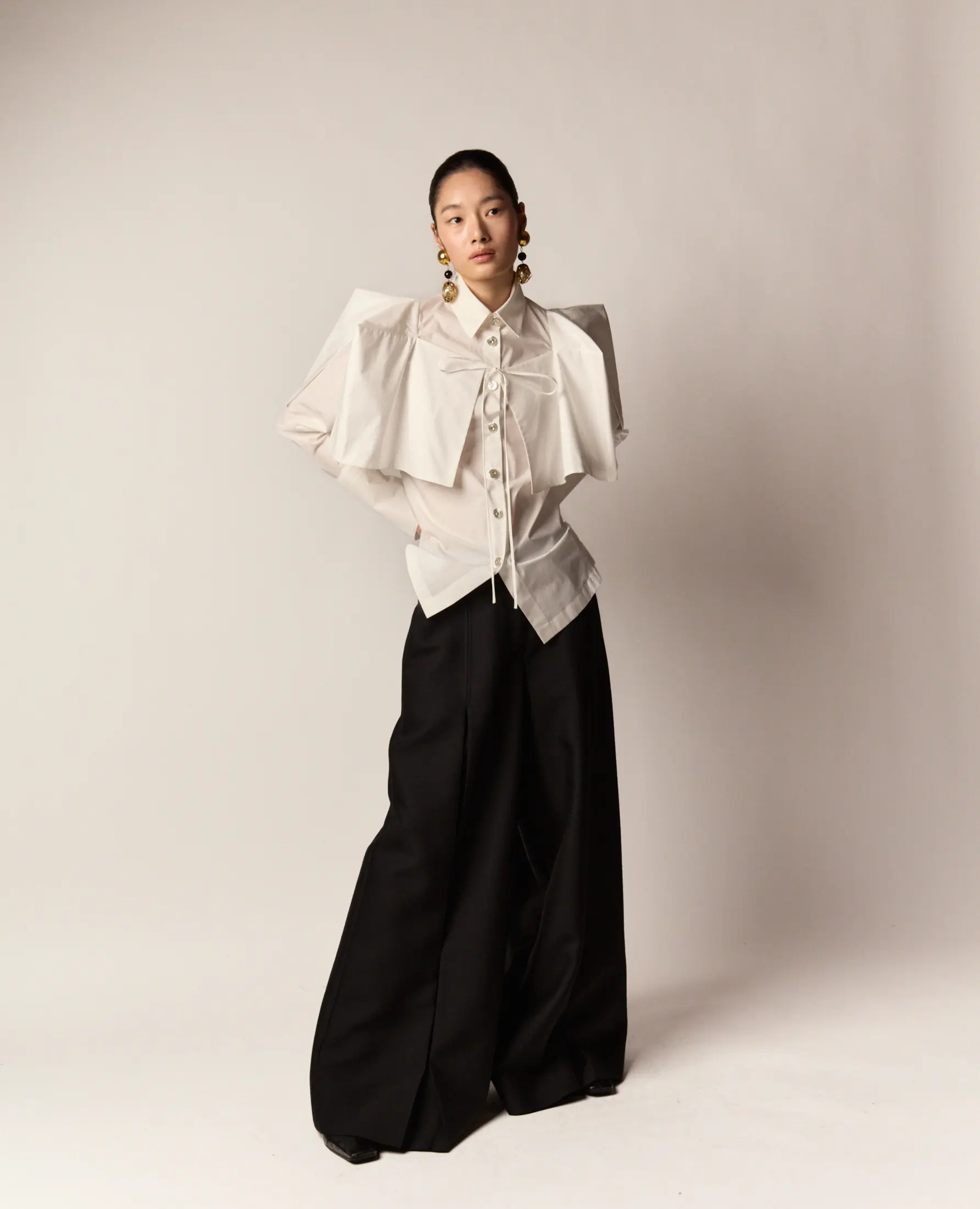 Kiwa Signature Tuck Pants - Black