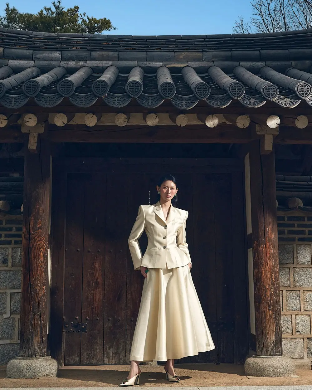 Wool-Silk Jacket & Skirt Set (Ivory)
