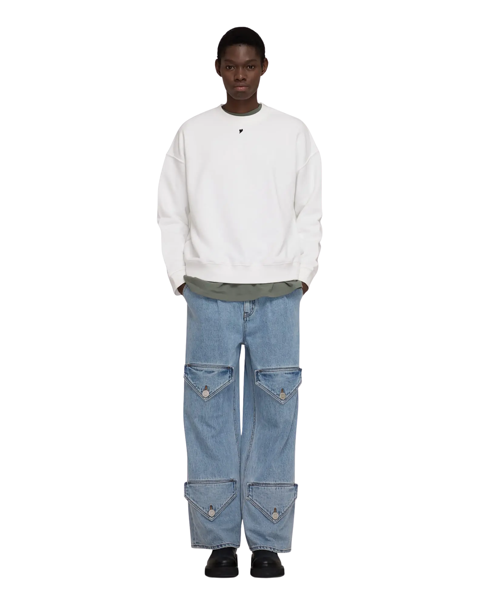 Heart Embroidered Sweatshirt (White)