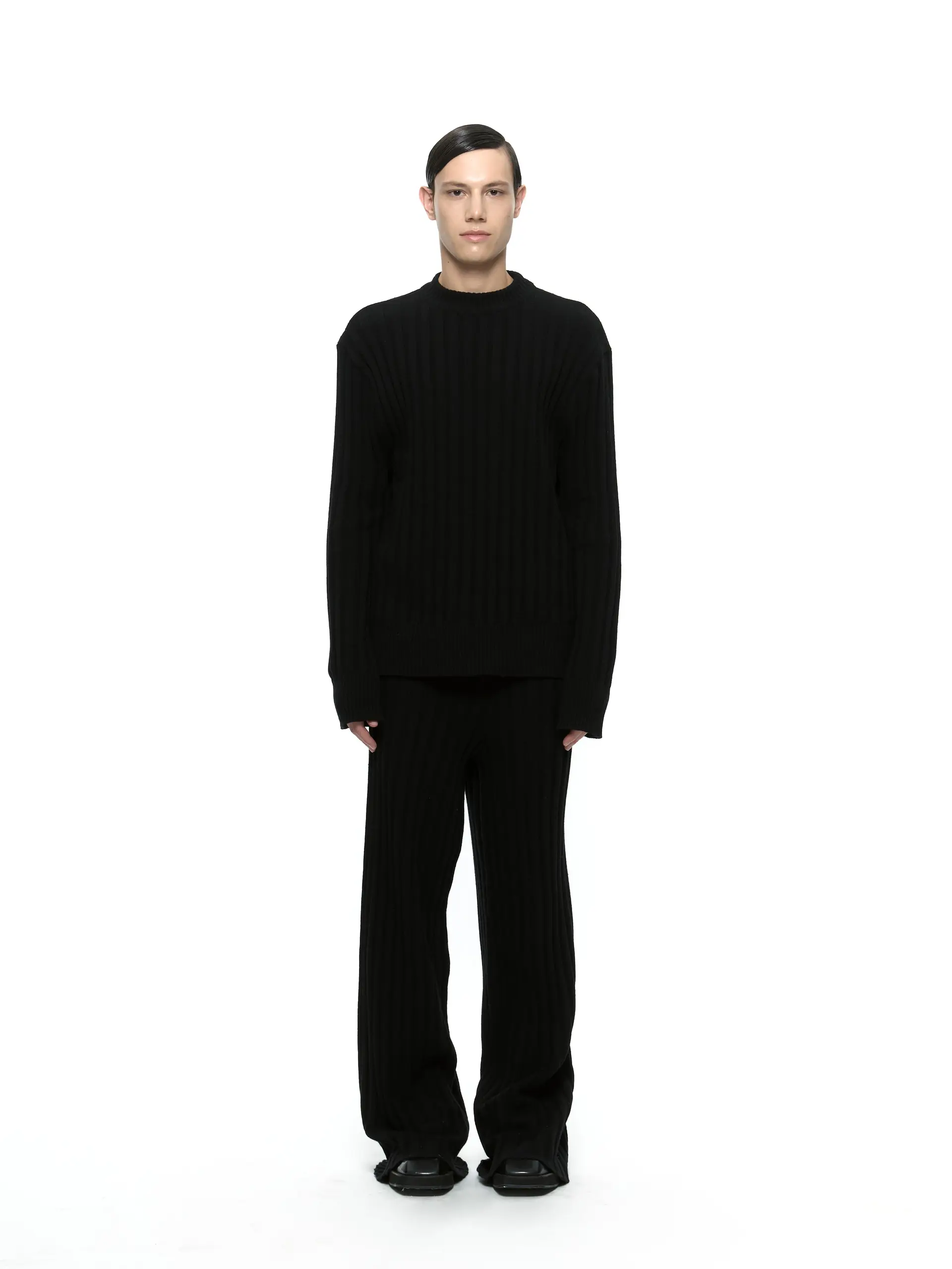 Merino Wool Sweater (Black)