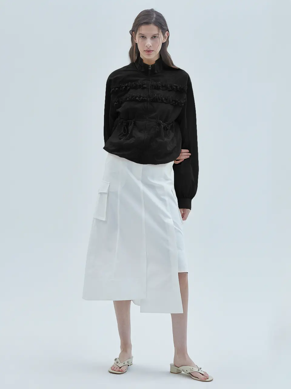 Two-Line Frill Zip-Up Jumper Black