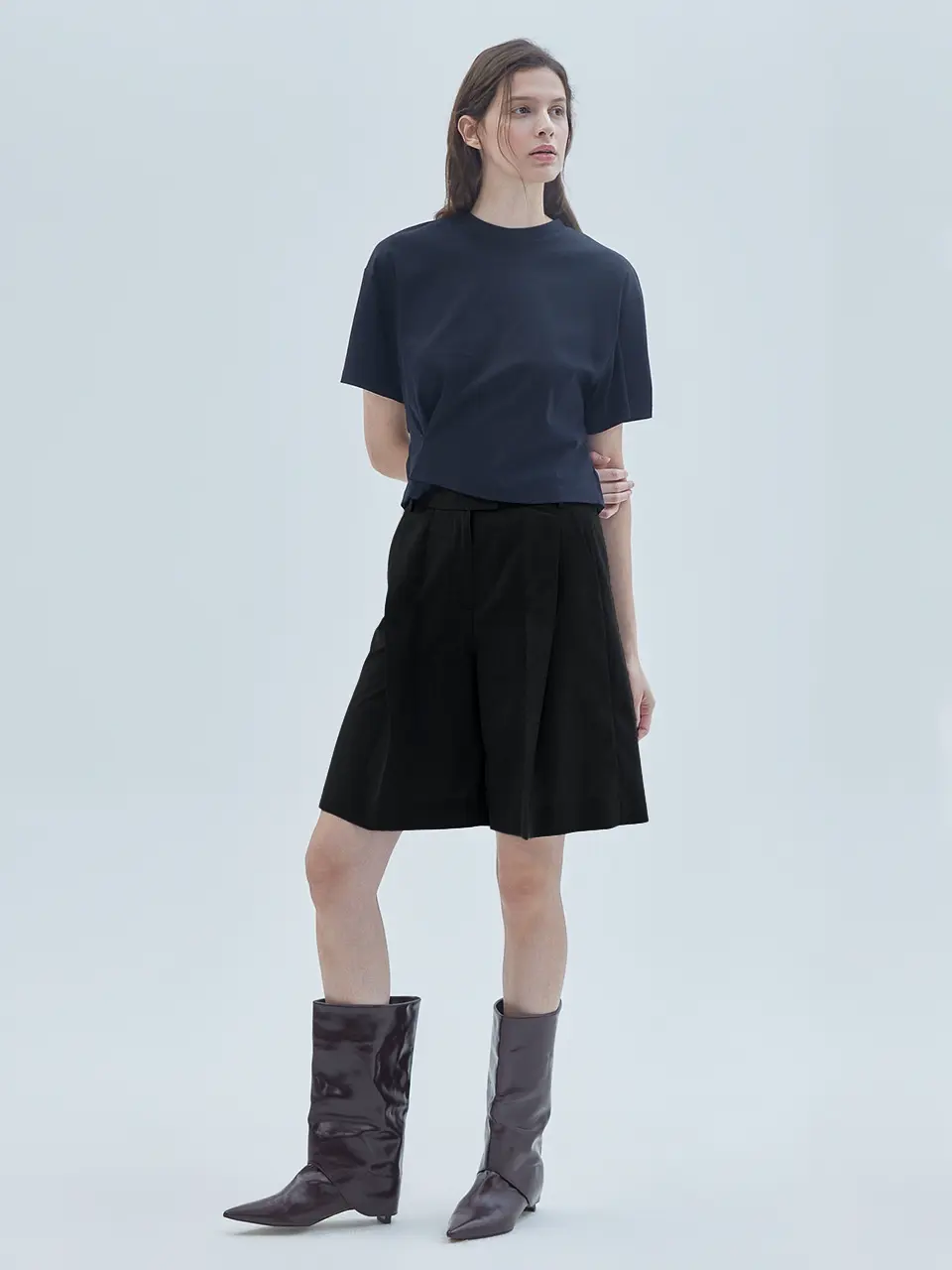 Wing Wide Bermuda Pants Black