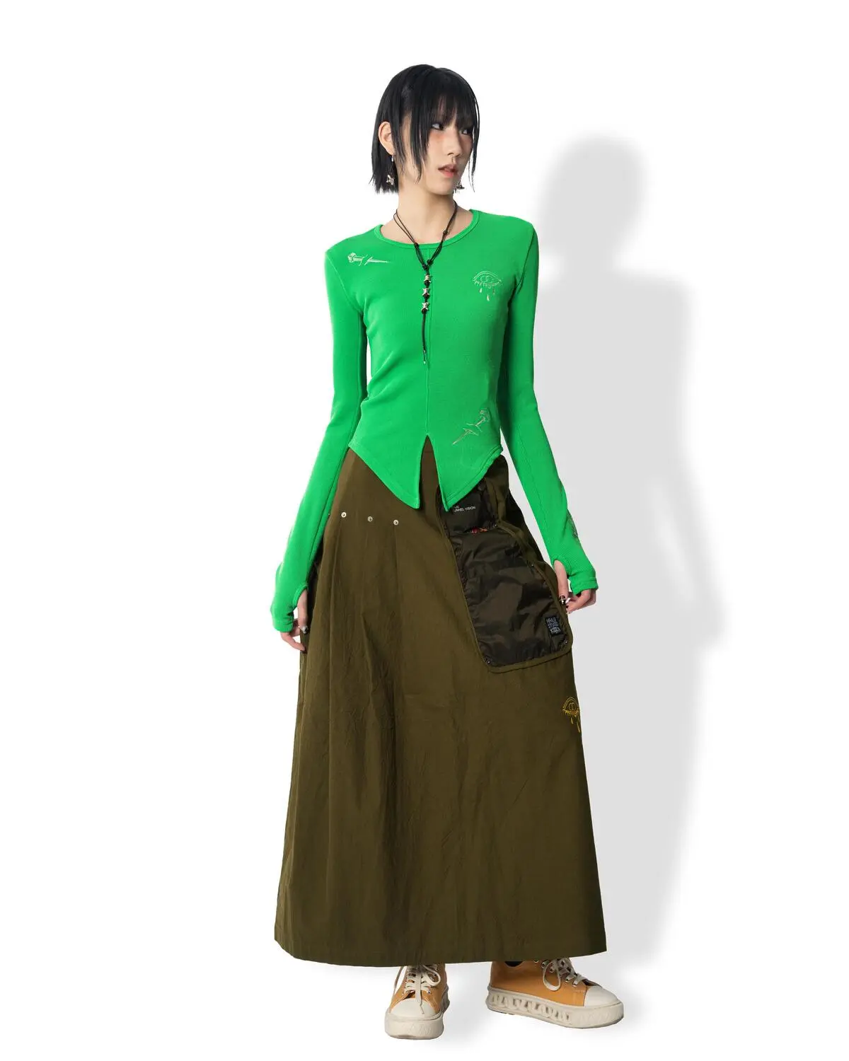 V-Cut Thumbhole T-shirt (Green)