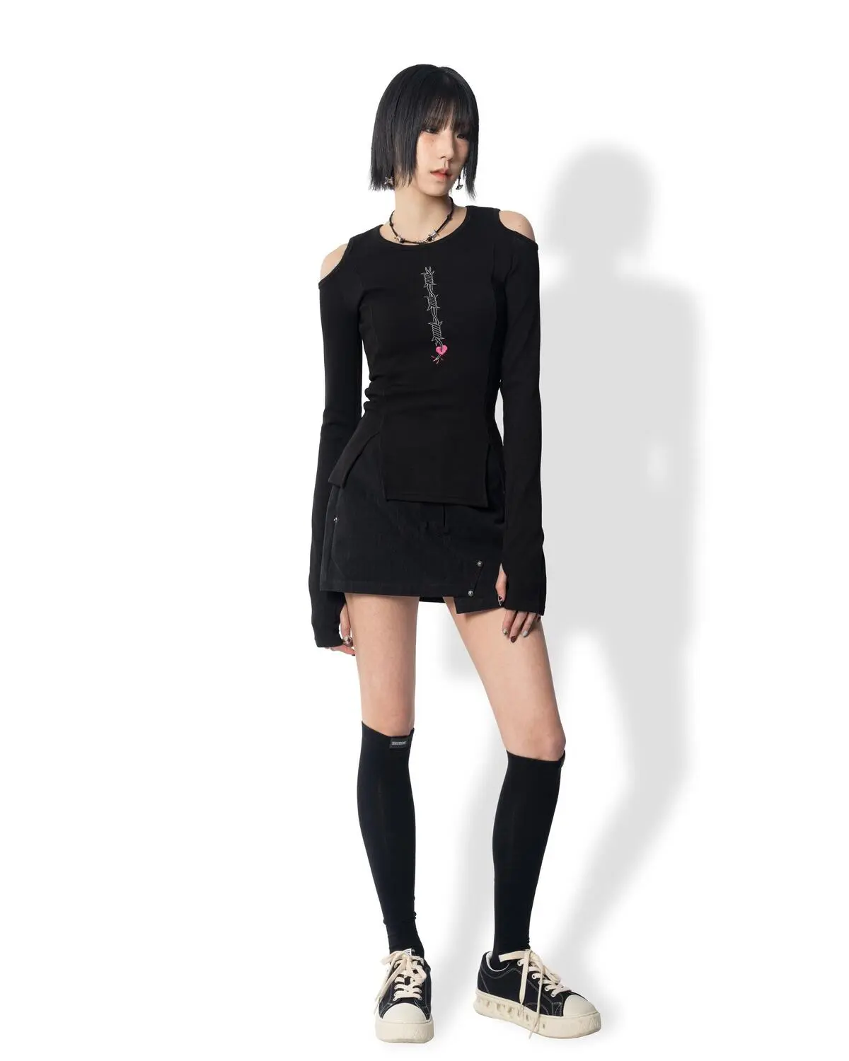 Cut-Out Shoulder T-shirt (Black)