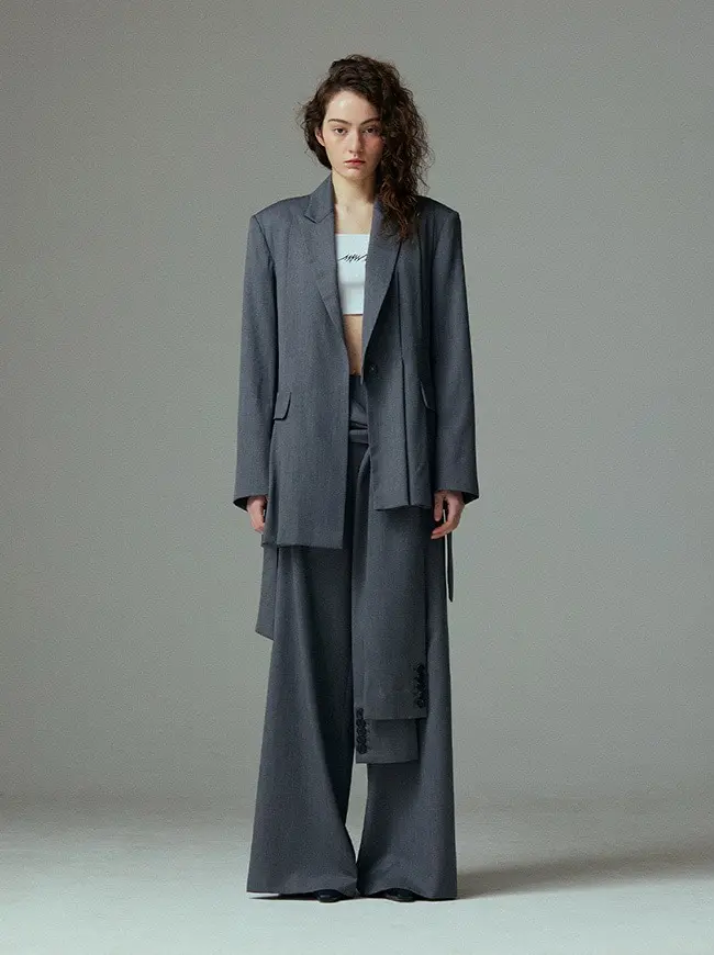 Unbalance Tuck Jacket