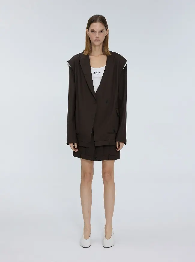 Off Sleeve Back Detail Tuck Jacket