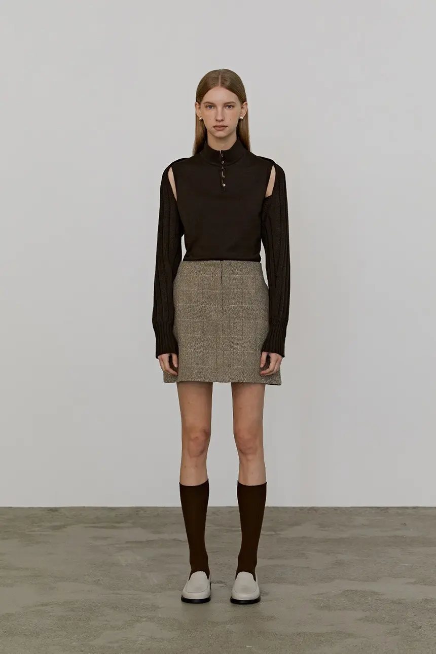Button Sleeveless Bolero Set (Brown)