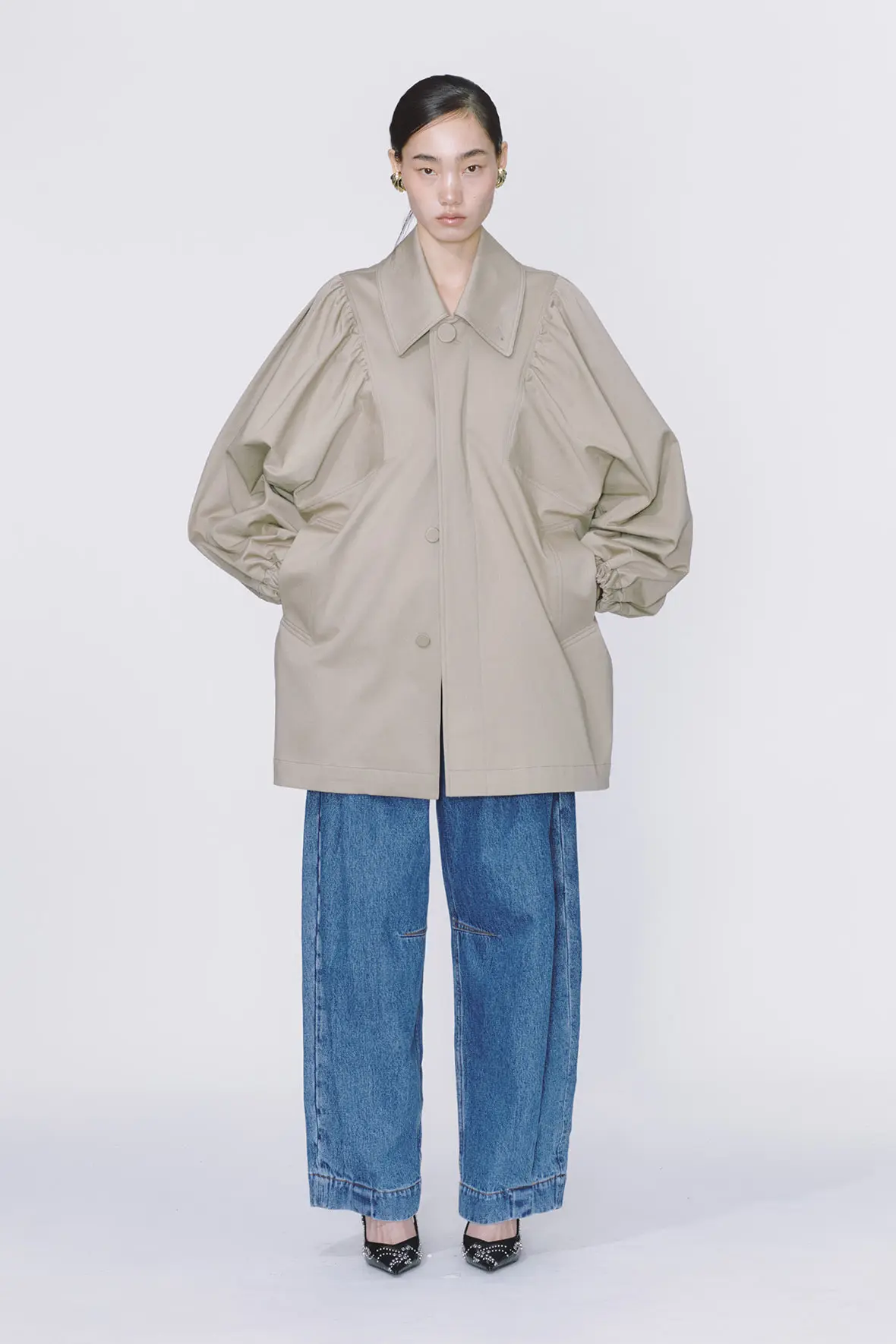 Shirred Square Armhole Hidden Button Mac Coat