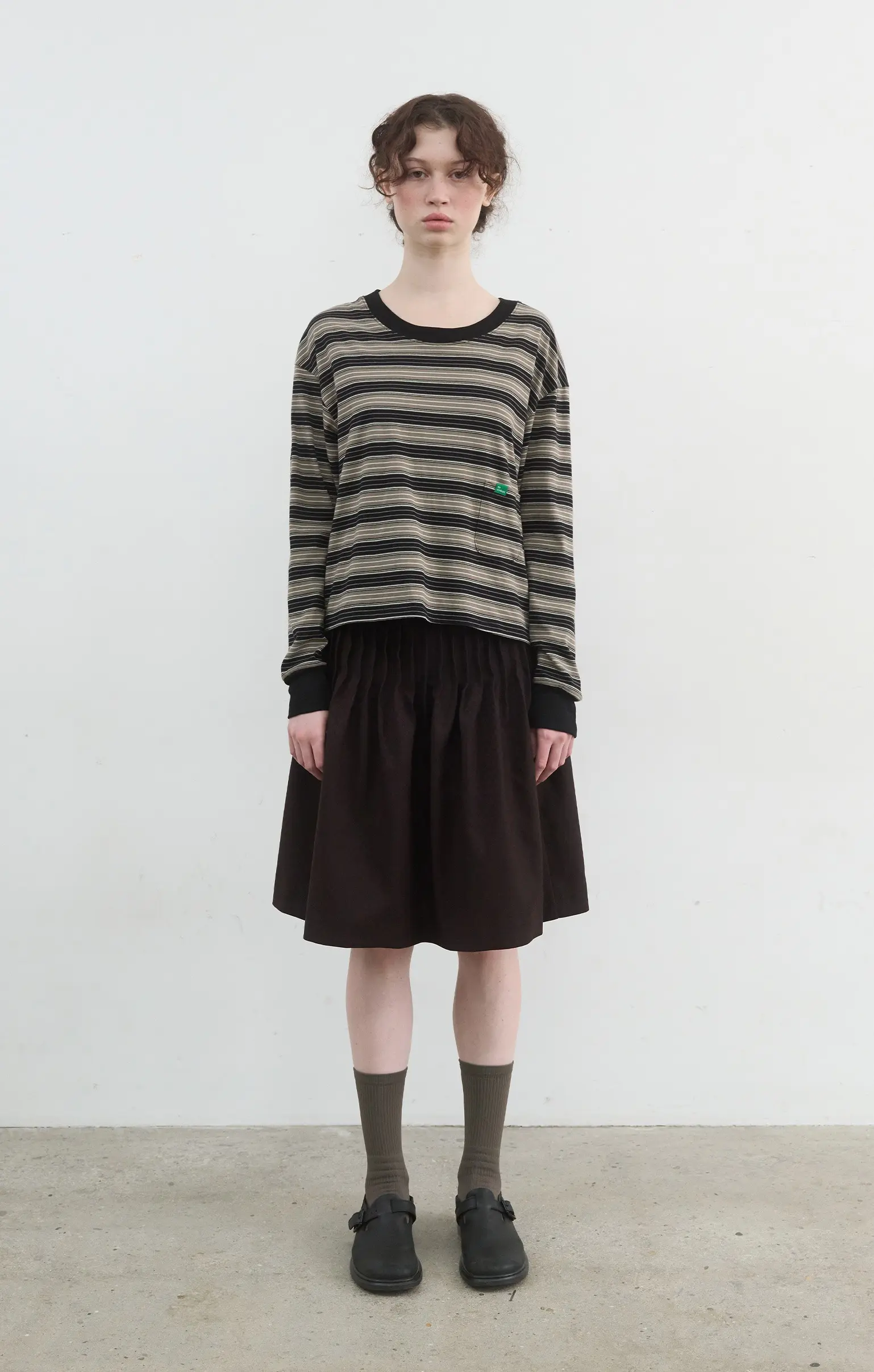 Pintuck Frame Skirt [Brown]