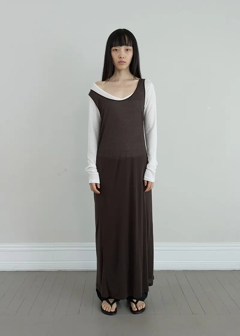 Minimal Maxi Sleeveless Dress (Dark Brown)