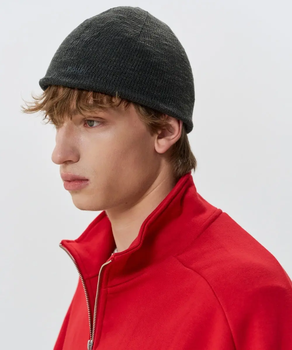 Reversible Cloud Beanie (Charcoal)