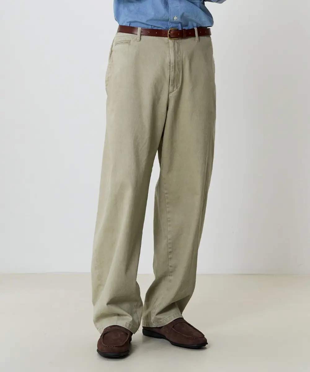 Tapered Chino Pants (Light Beige)