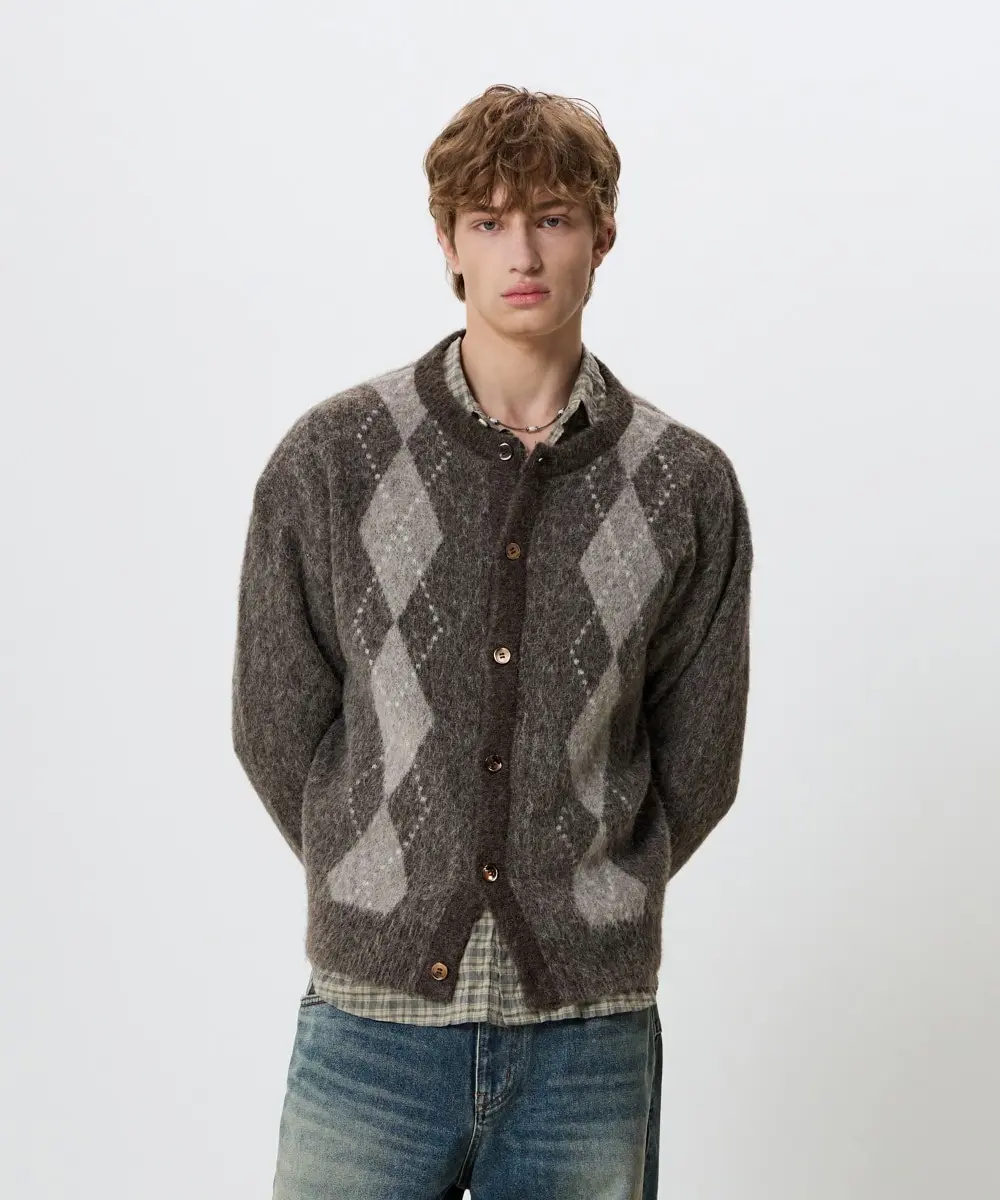 Hairy Argyle Cardigan (Brown)