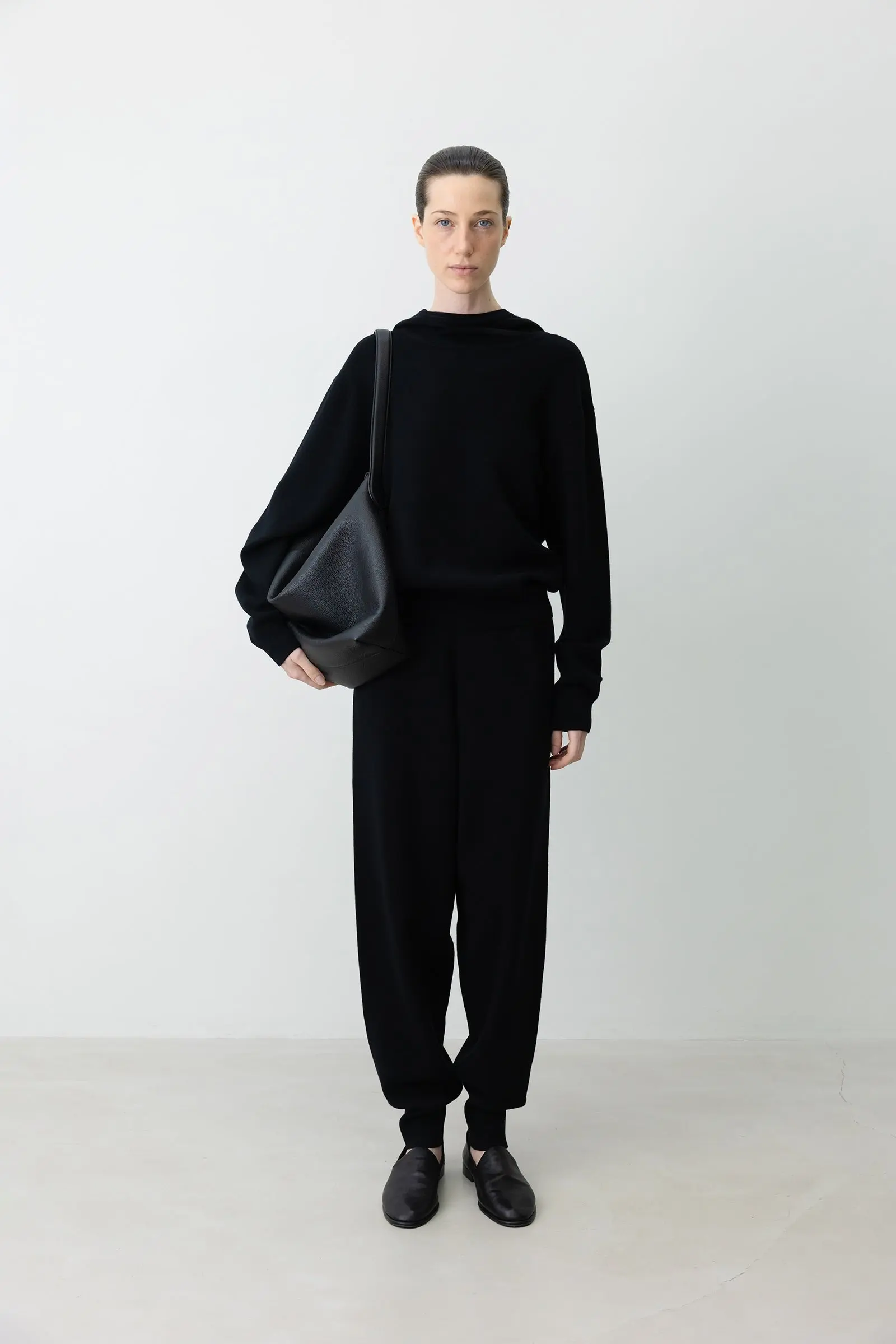 Washable Wool-Cotton Hooded Knit Black