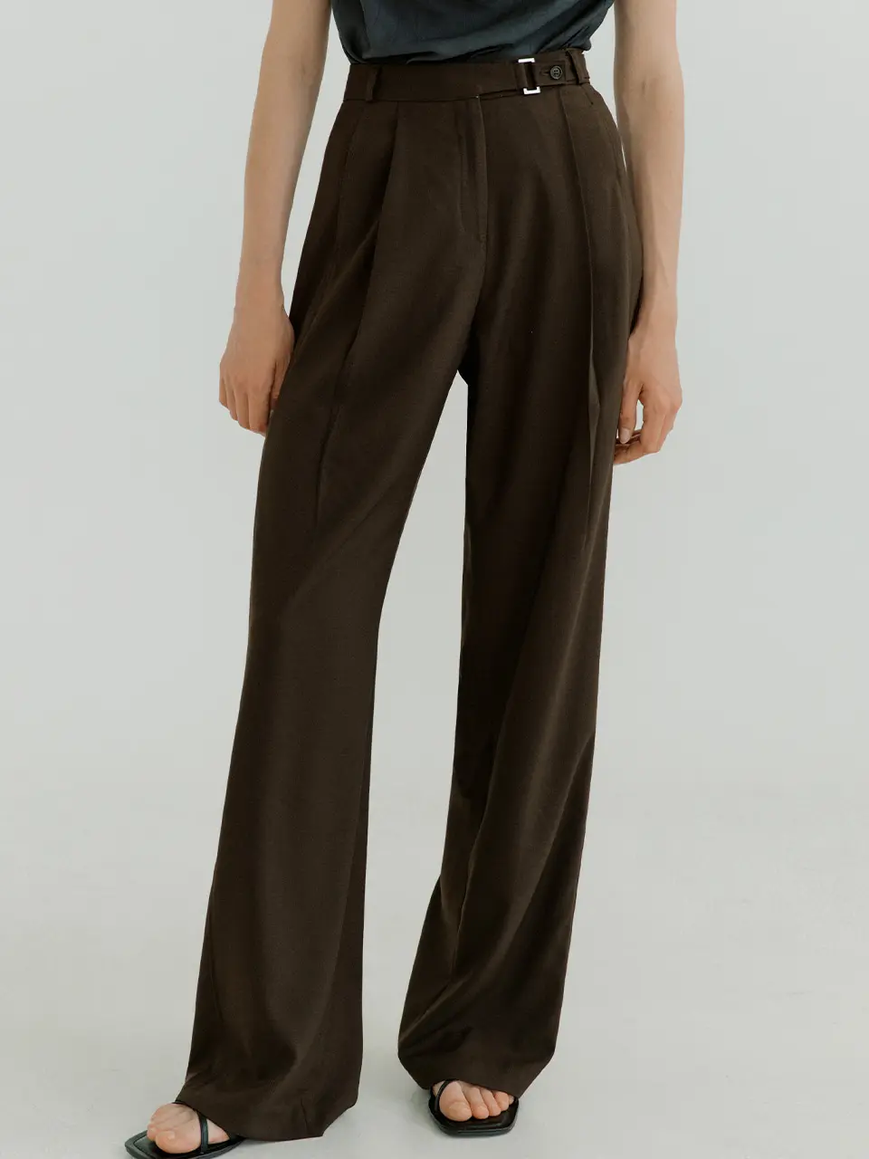 button side cutting-line slacks (deep brown) orc 6062