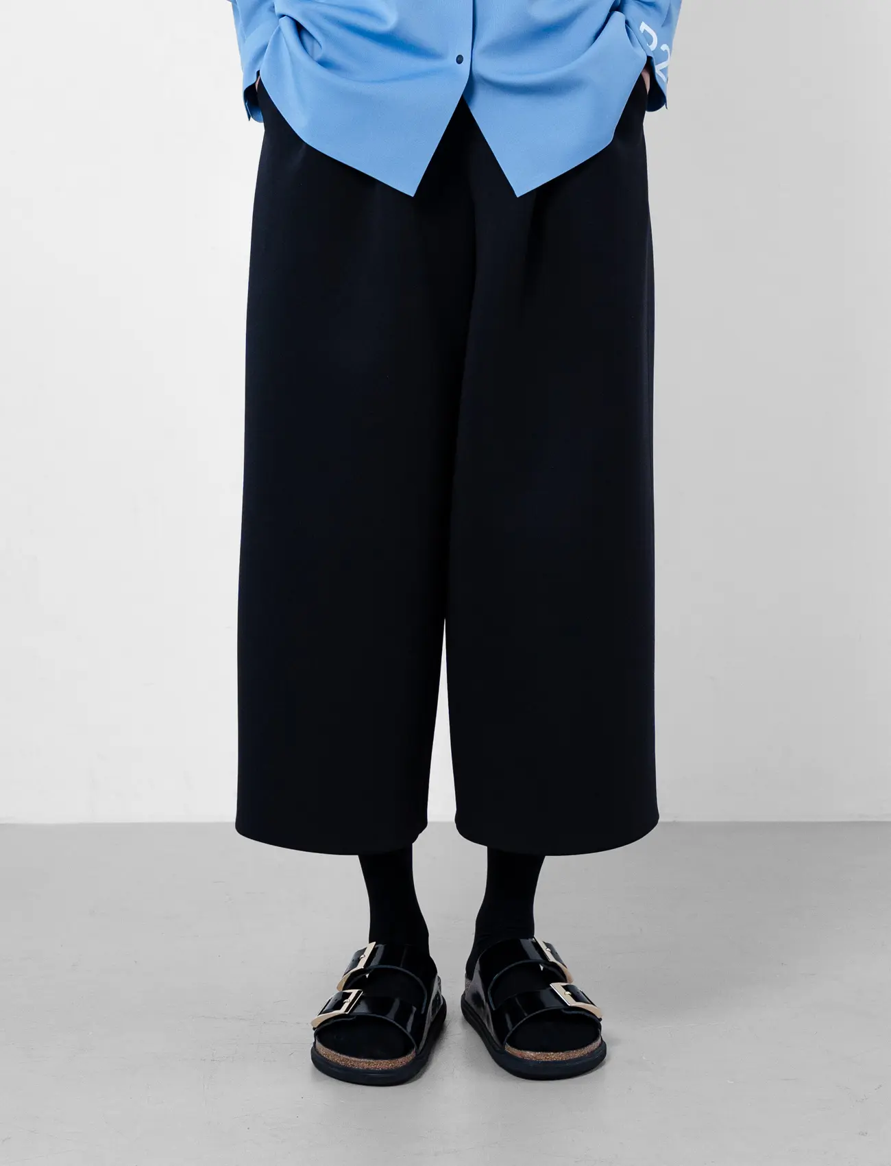 Tulip Crop Wide Pants (Black)