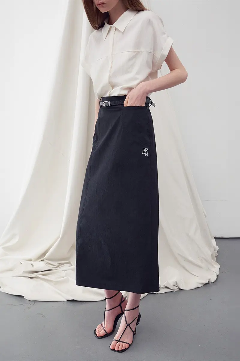 Logo Embroidered Detail Midi Skirt Black