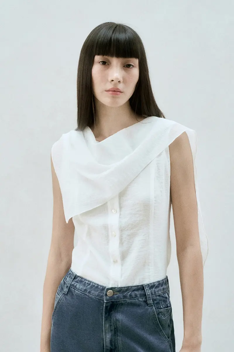 Draped Scarf Sleeveless Blouse White