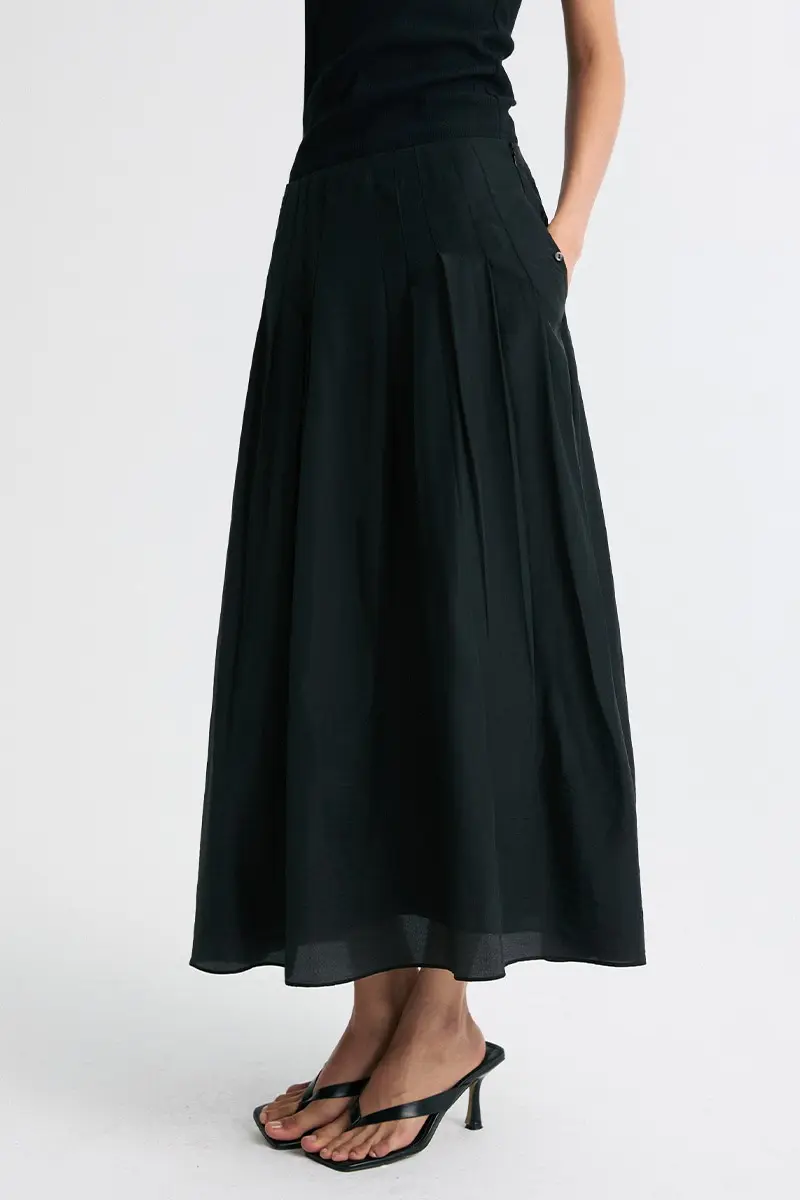 Front-Tuck Silky Pleated Skirt
