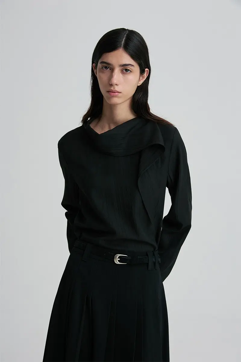 Scarf-Detail Blouse Black