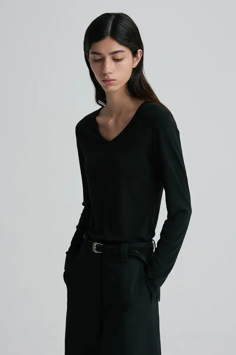 Deep V-Neck Long-Sleeve Top Black