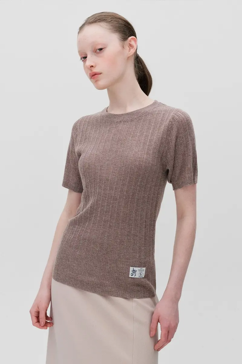 Cuff Sleeve Pleated Top Cocoa
