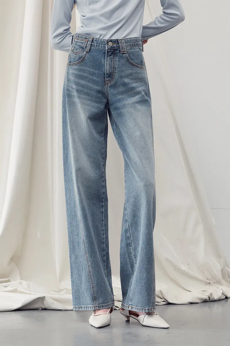 Seam Detail Straight Denim Pants Washed Blue