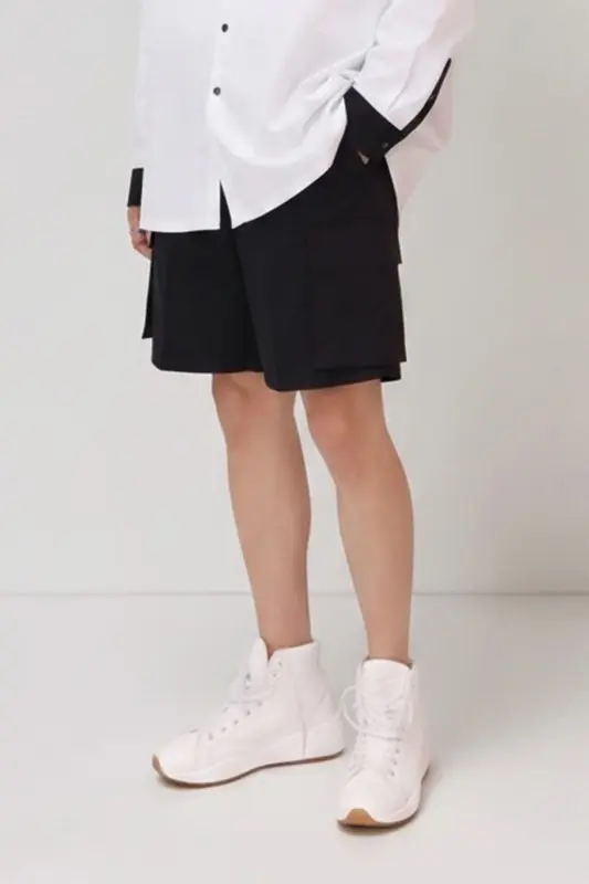 Black Crop Cargo Pants